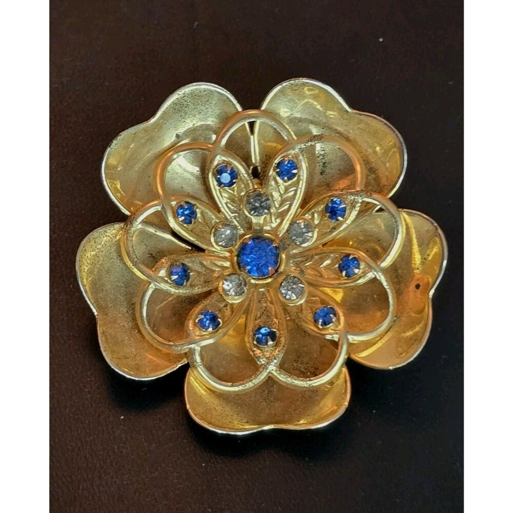 Vintage Gold Tone Floral Brooch Pendant Blue Rhinestone Layered Flower Pin 884